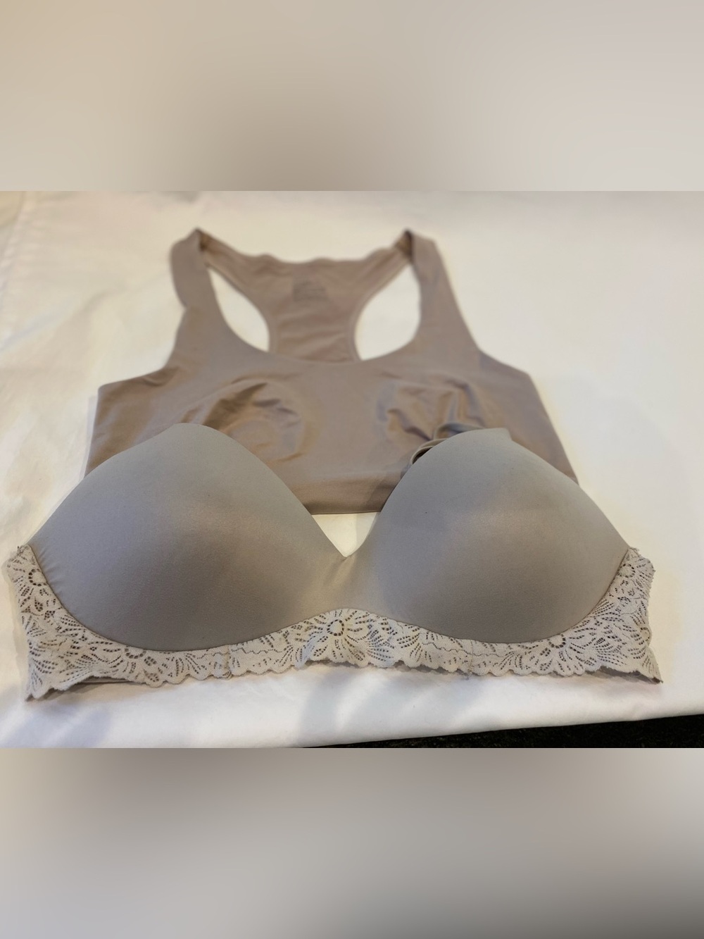 Aerie wireless lace bra and Auden sports bra Sz 38c